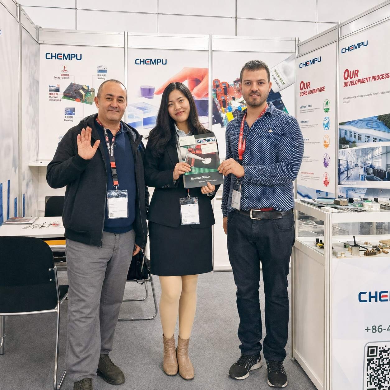 CHEMPU Customer Consultation at Industry Exhibition