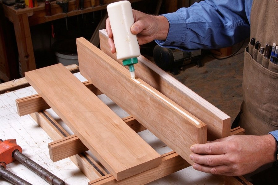Industrial D4 Waterproof Wood Glue Outdoor Furniture Joint Closeup